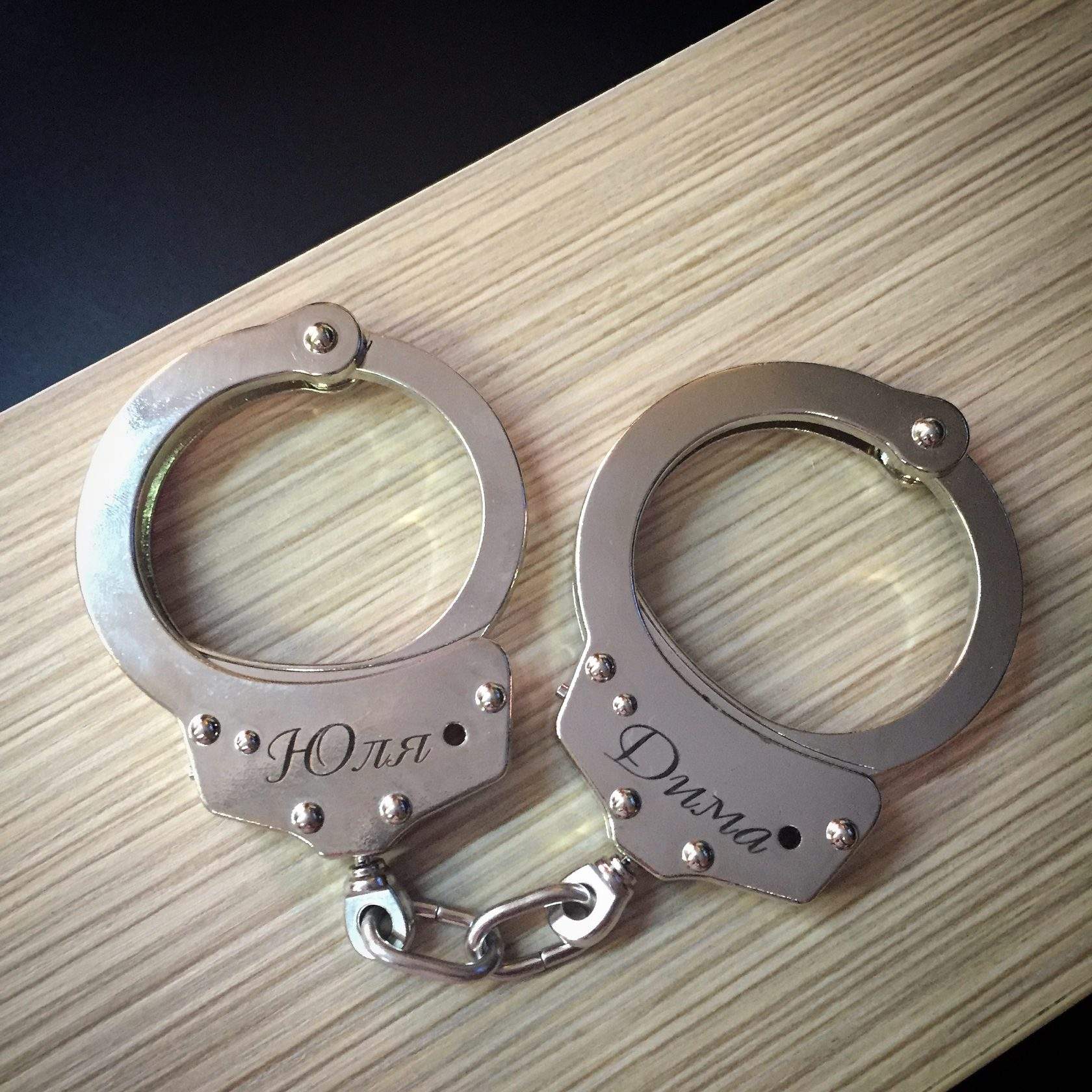Гравировка внутри браслета